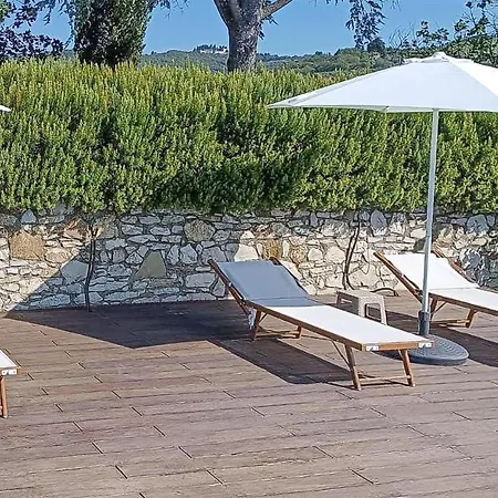 In Rignano Sullarno Apartamento Rignano sullʼArno