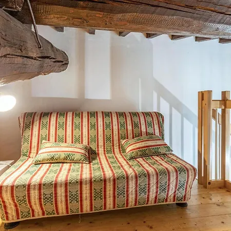 In Rignano Sullarno Apartment *