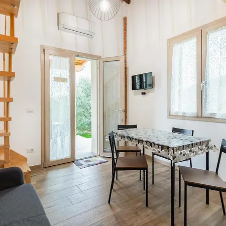 Apartment In Rignano Sullarno